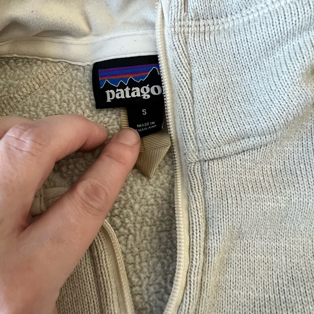 Patagonia Women’s Cream Sweater- S - Picture 3 of 4